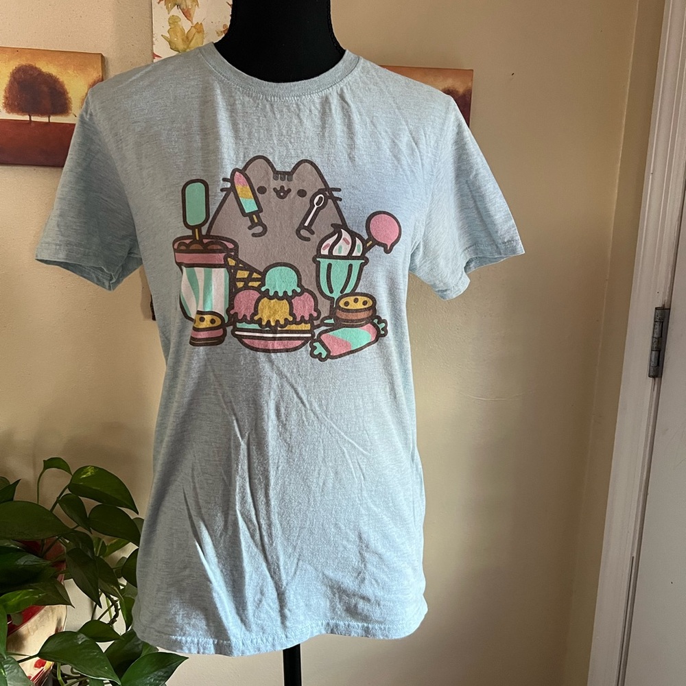 Pusheen Cat T-Shirt